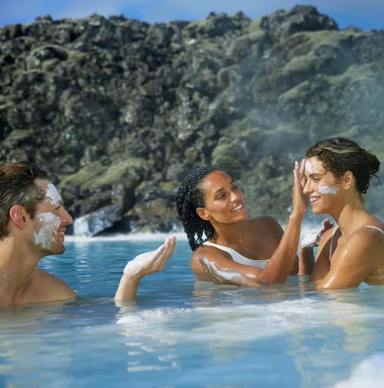 Reykjavik: Golden Circle, Crater & Blue Lagoon Minibus Tour